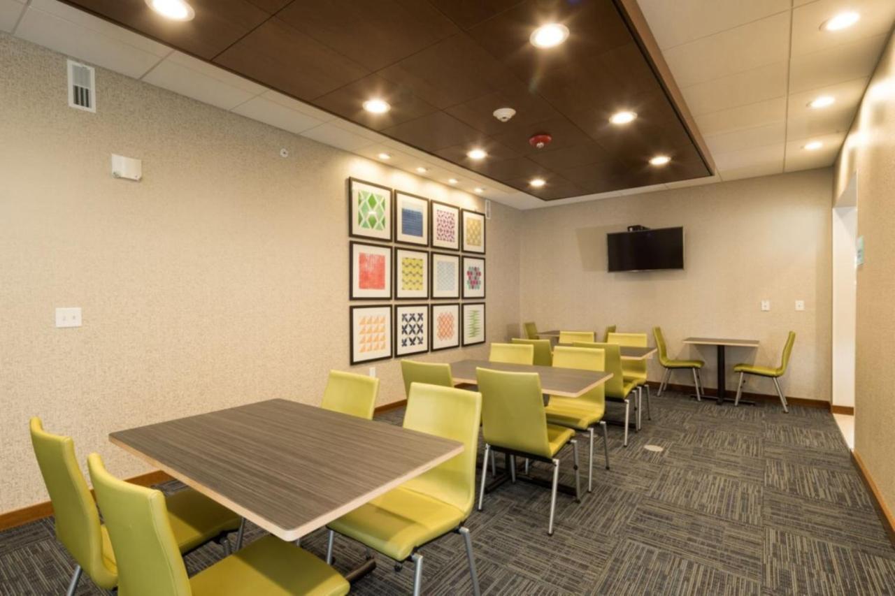 Holiday Inn Express & Suites - Michigan City By Ihg Esterno foto